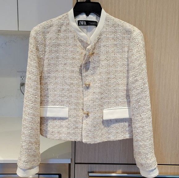 Gold button blazer - Picture 1 of 3